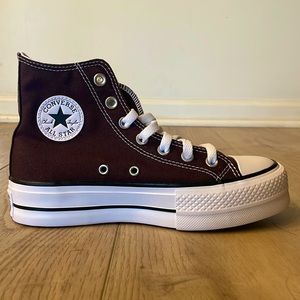 *NEW* Never worn, still in the box, dark brown, platform high top converse